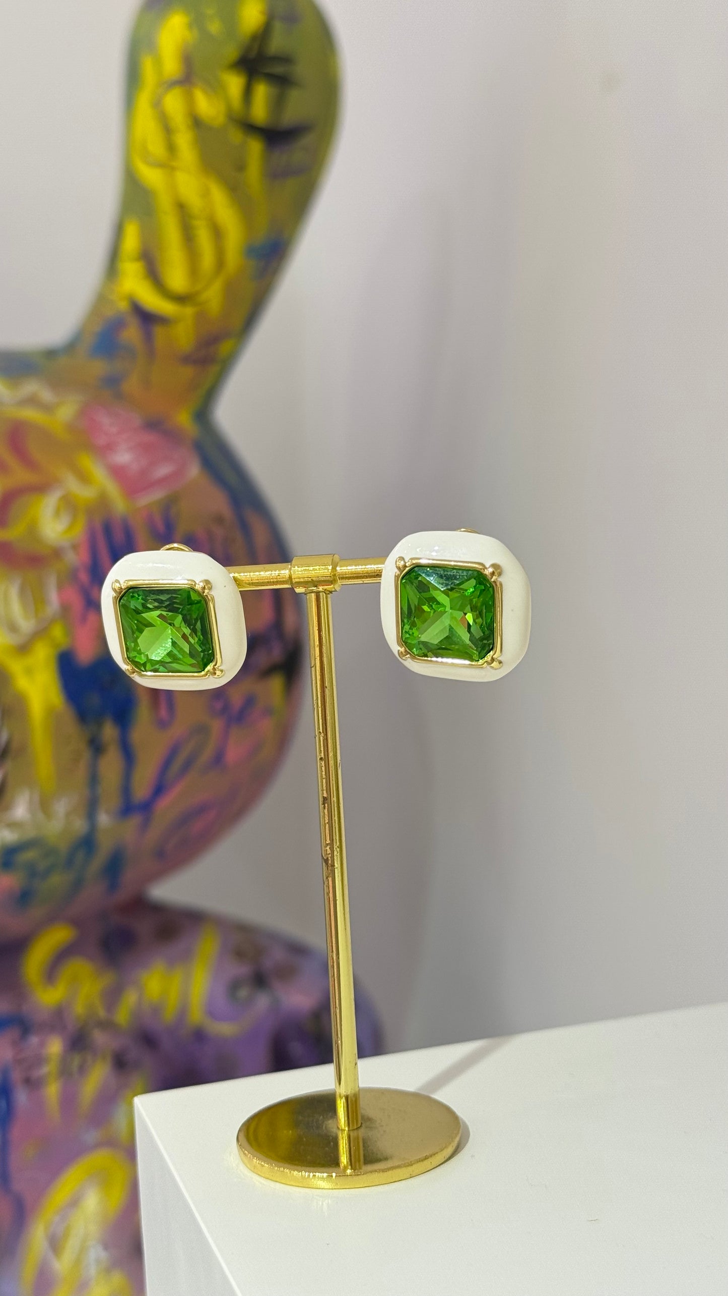 Kare Taşlı Swarovski Küpe