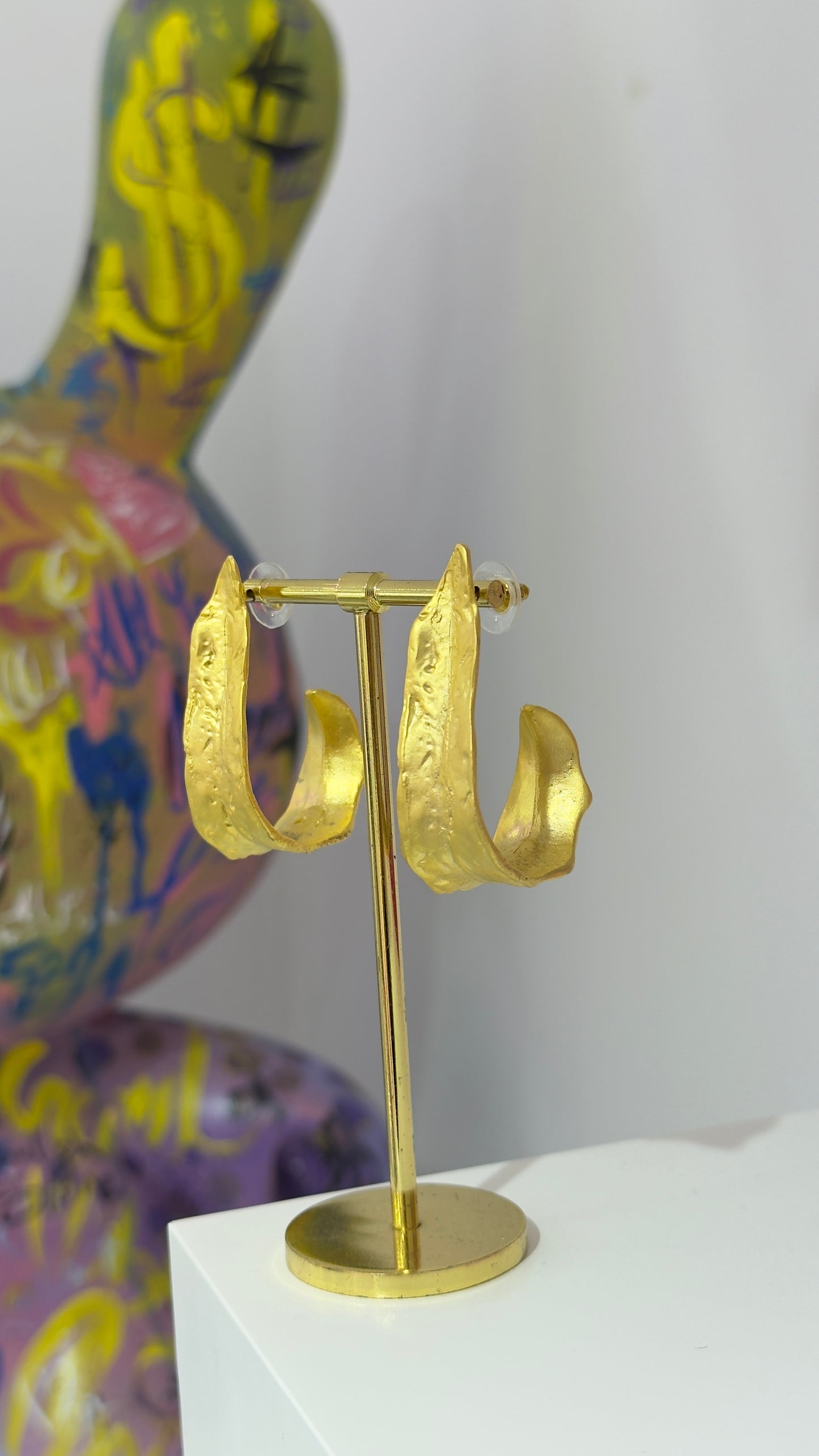 Antik Gold Halka Küpe