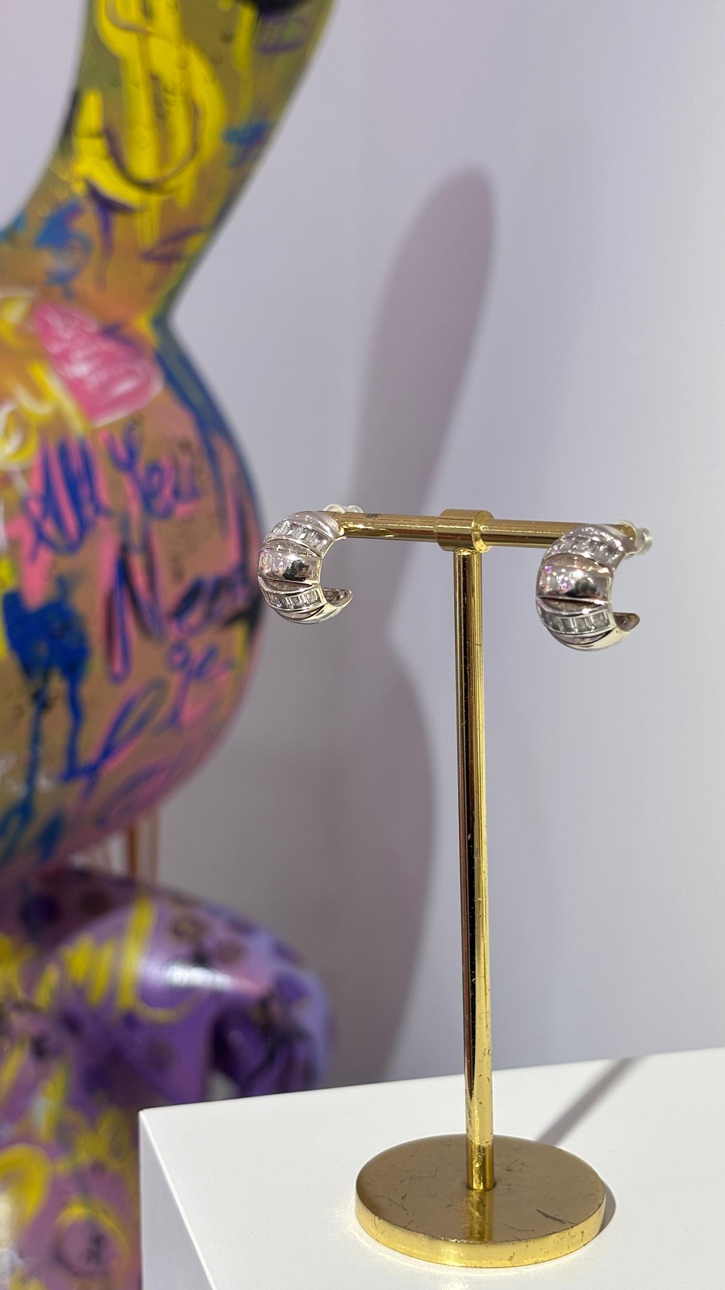 Mini Taşlı Halka Küpe