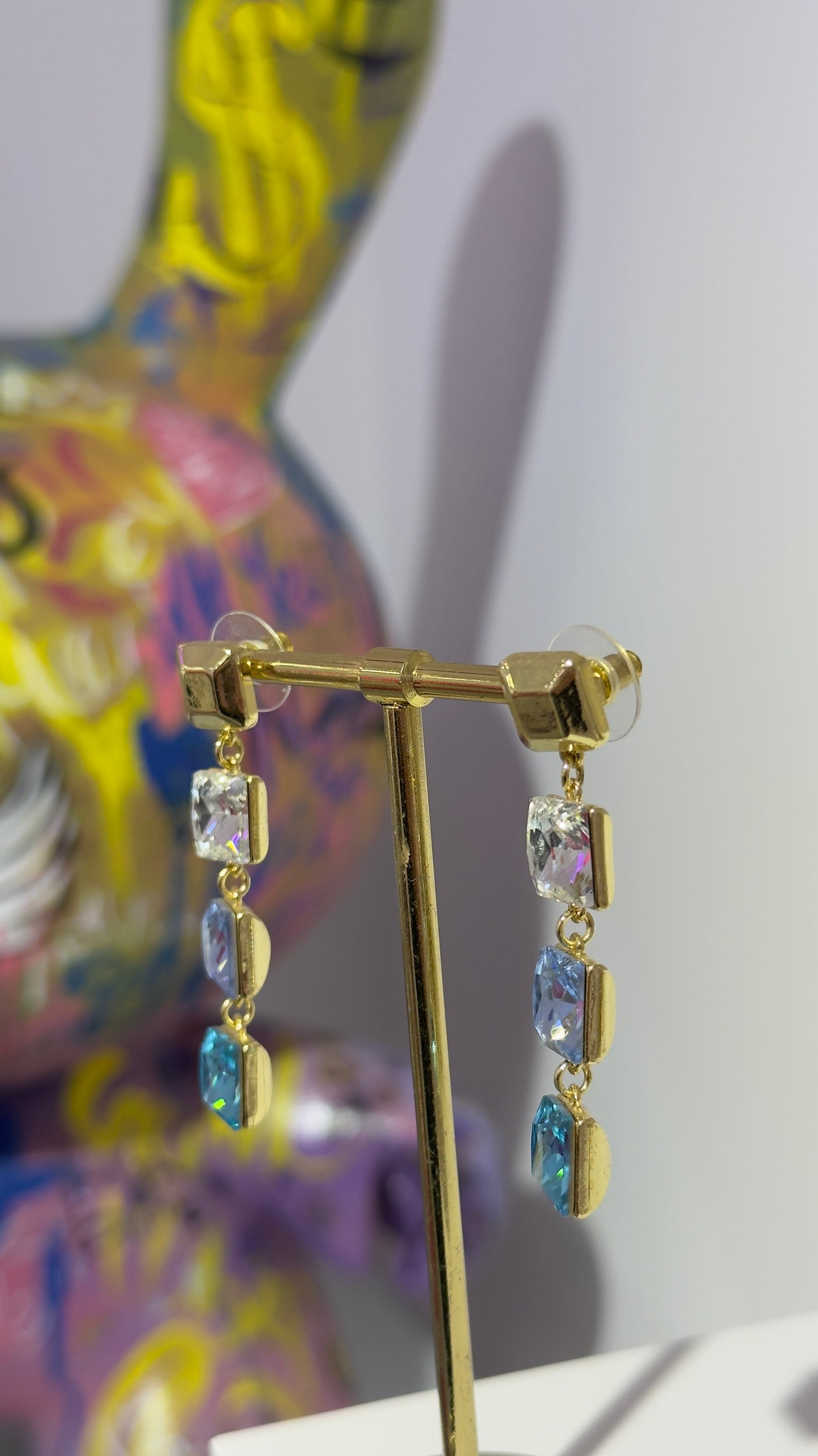 Mavi Kare Swarovski Sallantılı Küpe