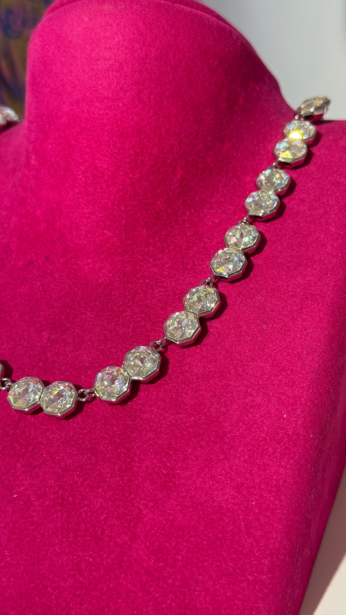 Swarovski Taş Kolye