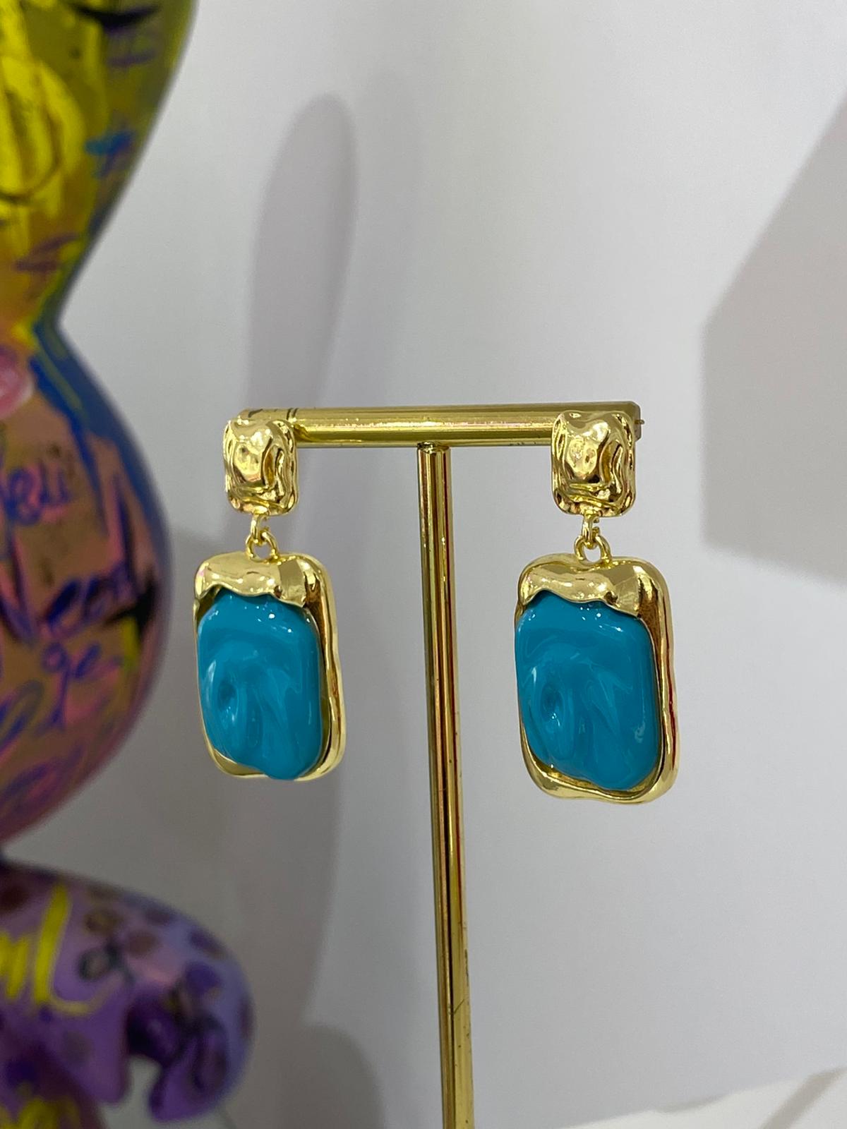 Mavi Sallantılı Küpe