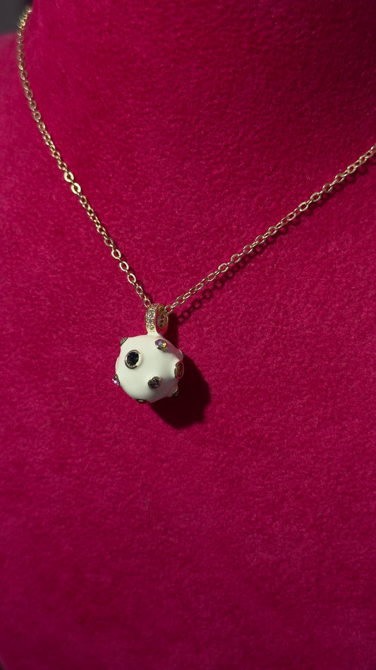 Vintage Beyaz Top Kolye