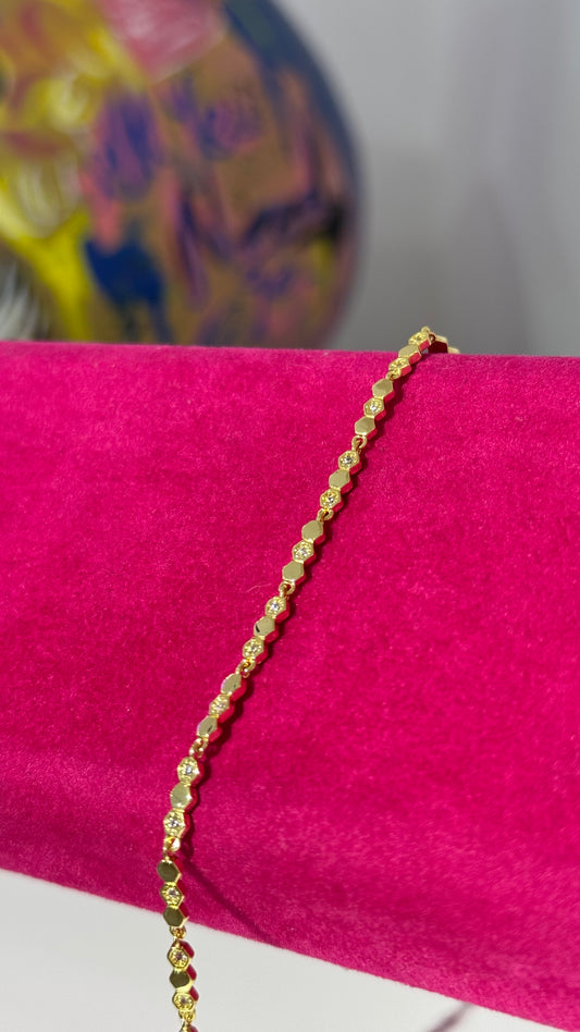 İnce Taşlı Bileklik