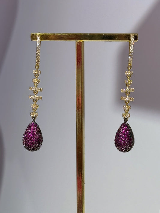 Sallantılı Taşlı Küpe