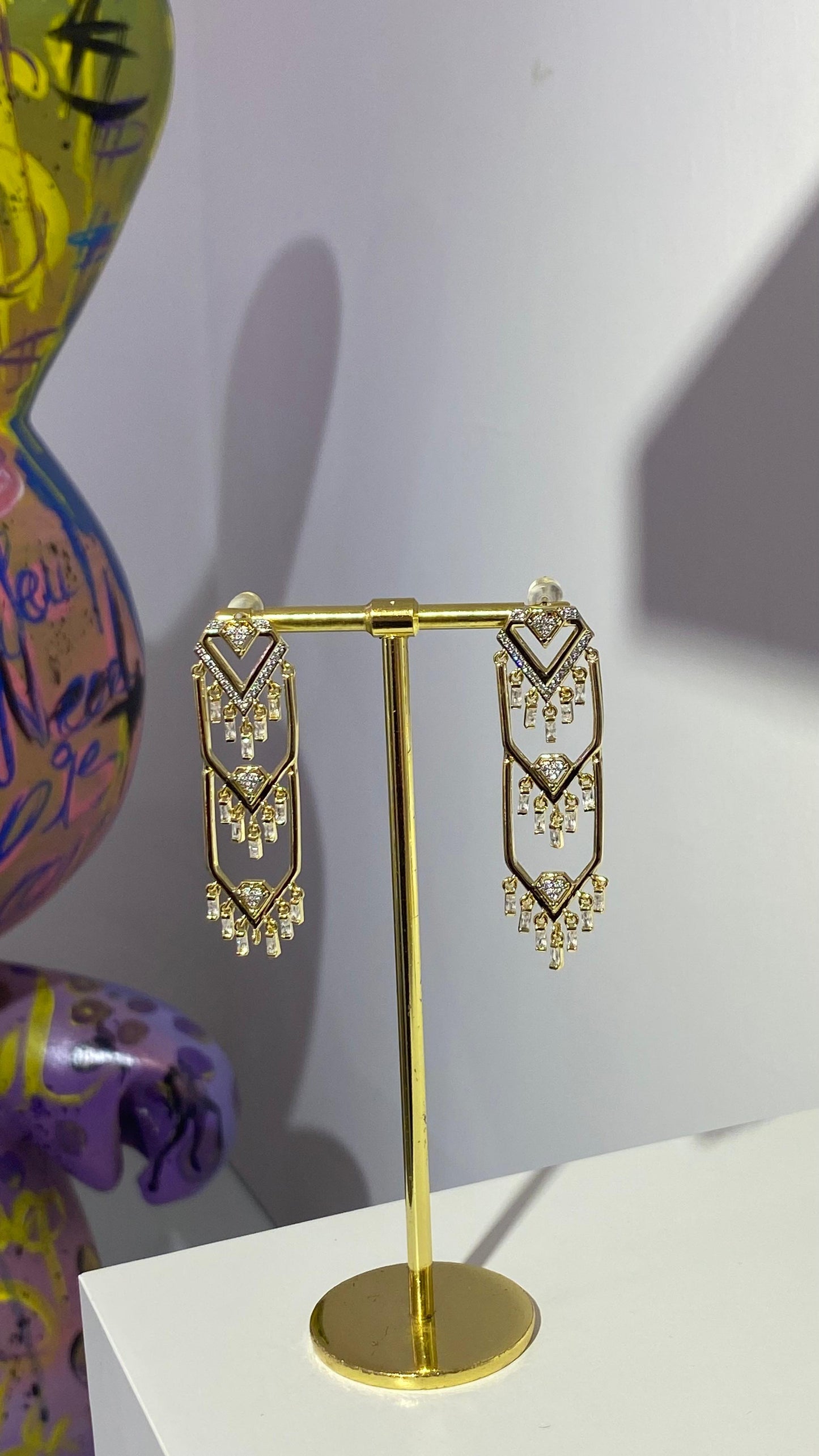 Sallantılı Küpe