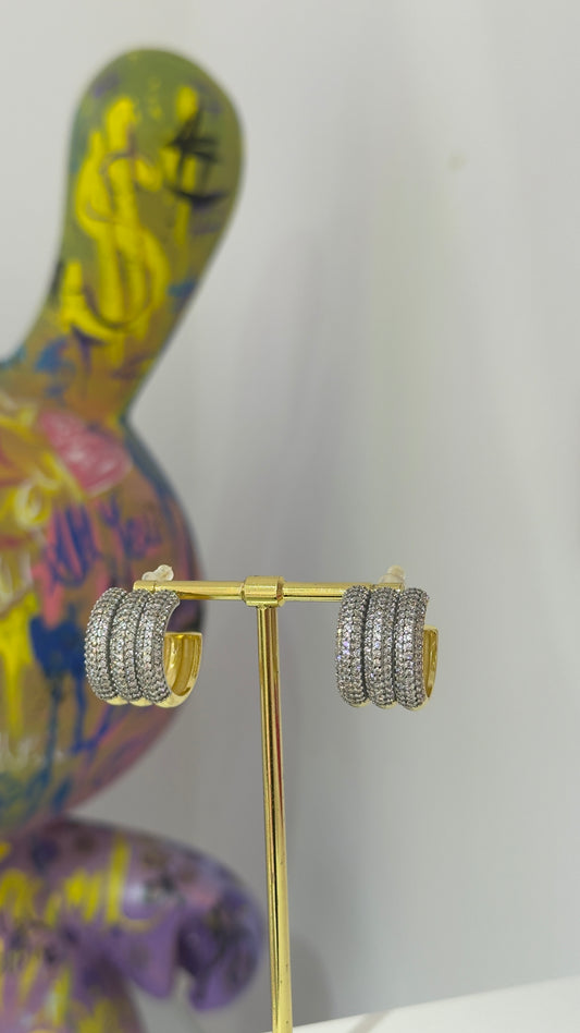 Üçlü Taşlı Halka Küpe