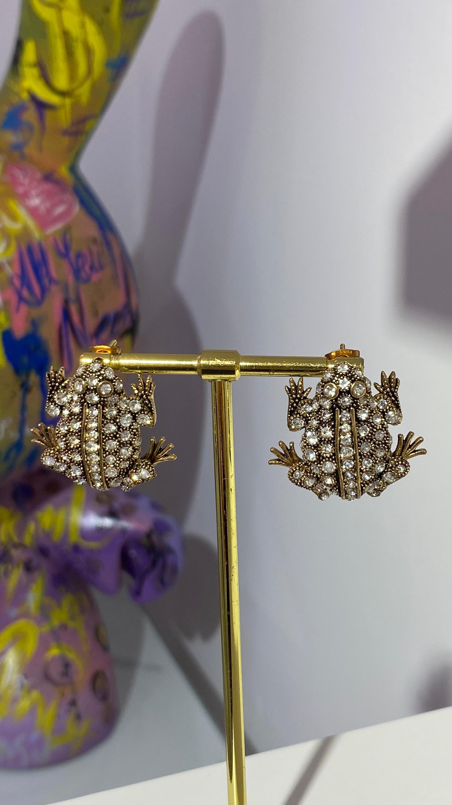 Taşlı Kurbağa Küpe