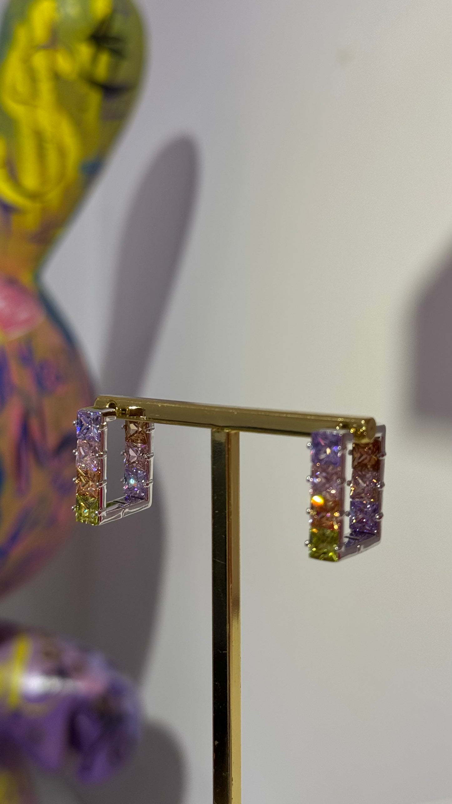 Renkli Kare Swarovski Taşlı Küpe