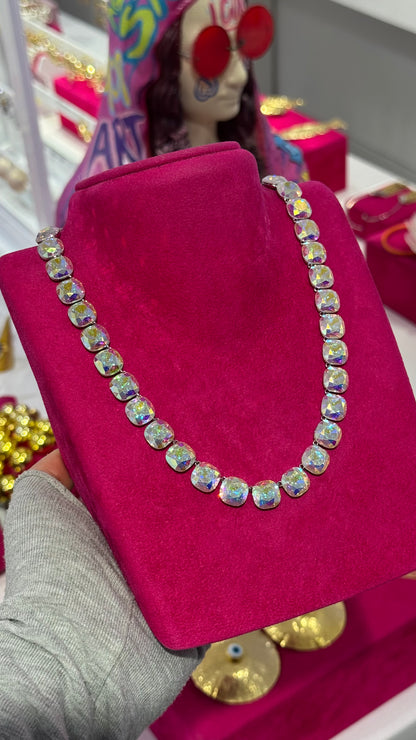 Kare Çok Renkli Swarovski Kolye