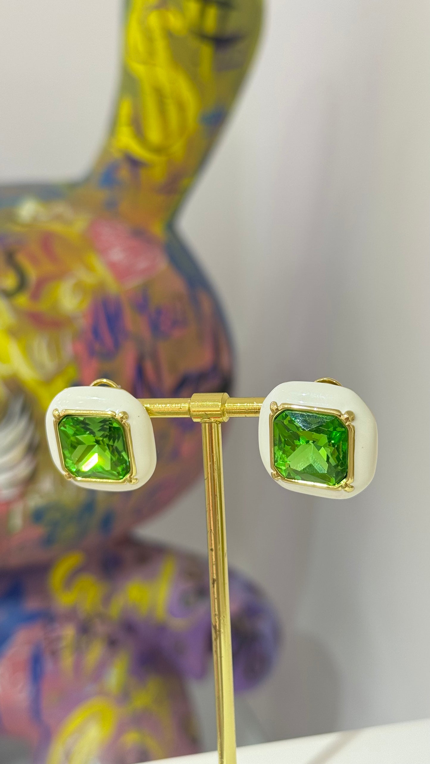 Kare Taşlı Swarovski Küpe