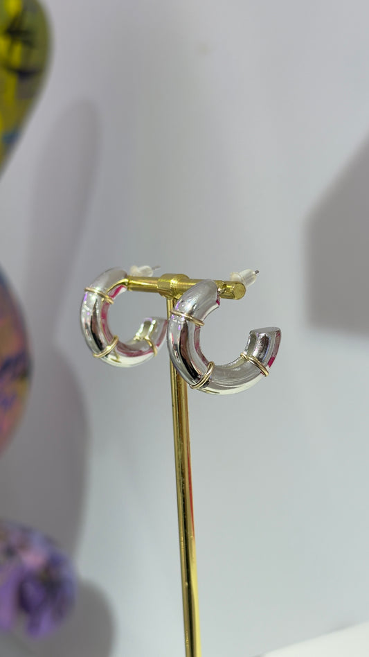 Gold Detaylı Halka Küpe