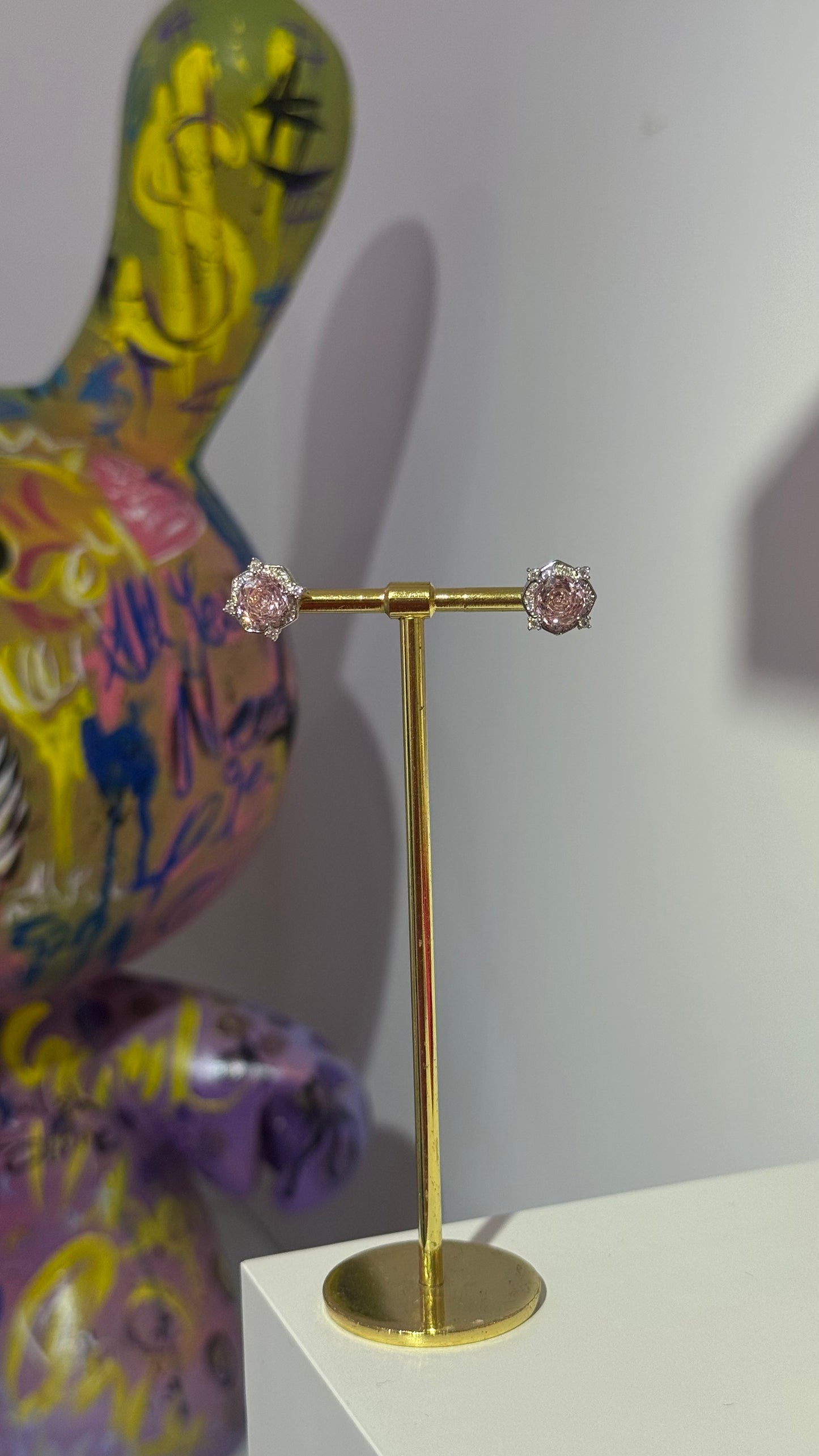 Gül Desen Swarovski Küpe