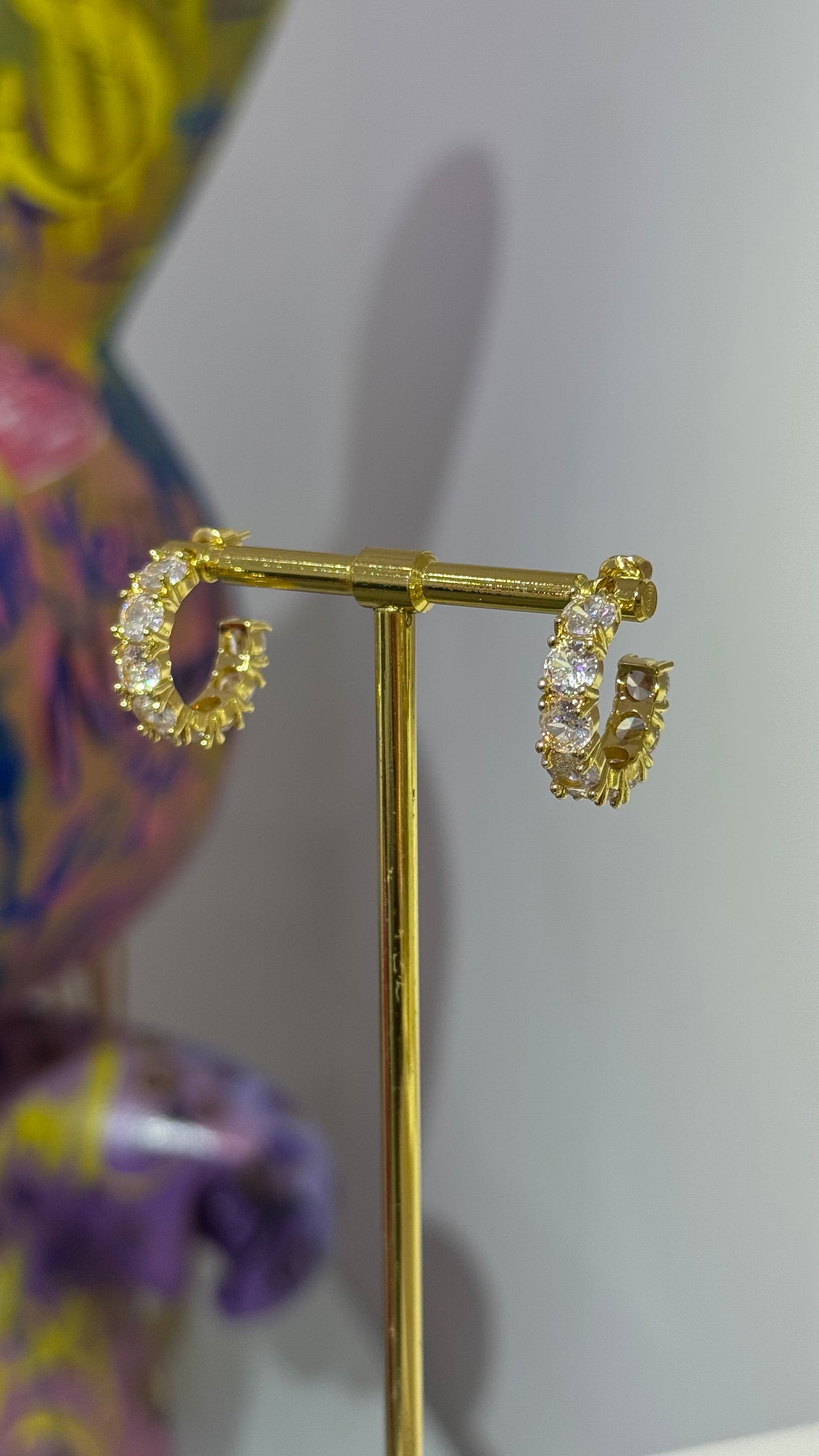 Taşlı Halka Küpe