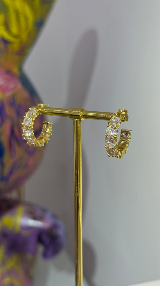Taşlı Halka Küpe
