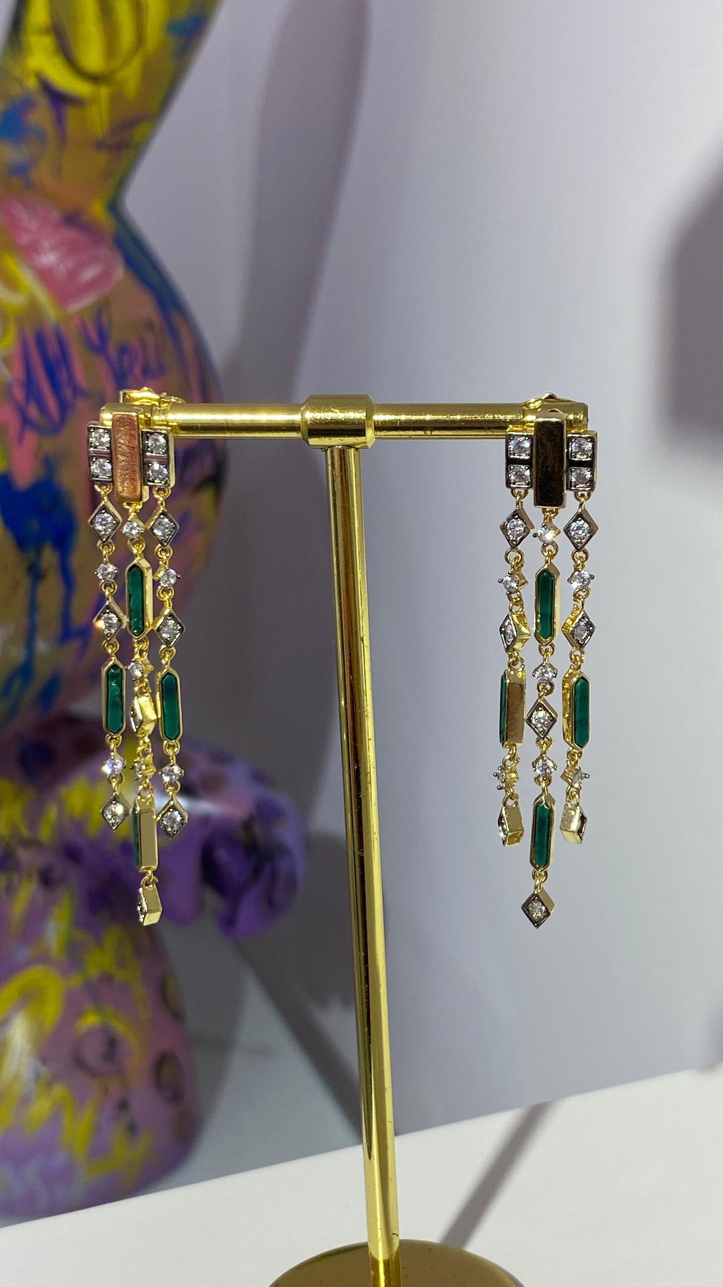 Sallantılı Yeşil Küpe