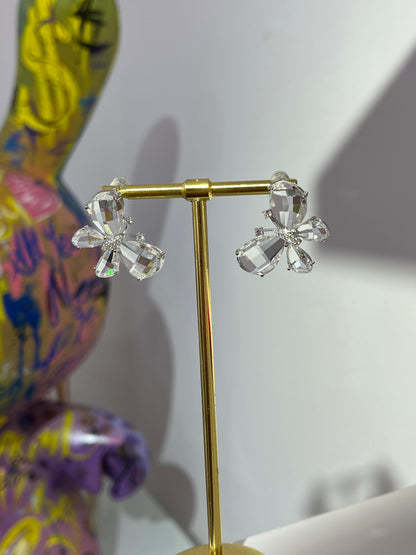 Kelebek Kristal Küpe