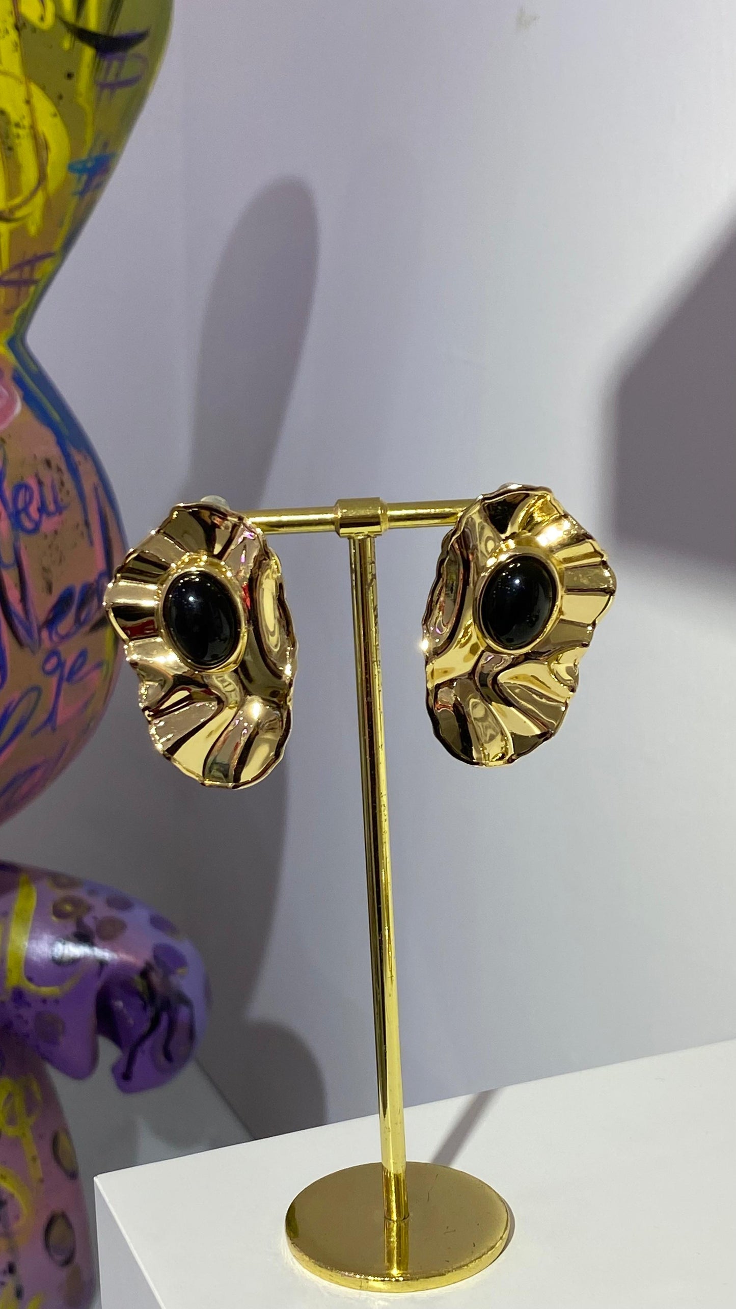 Siyah Vintage Küpe
