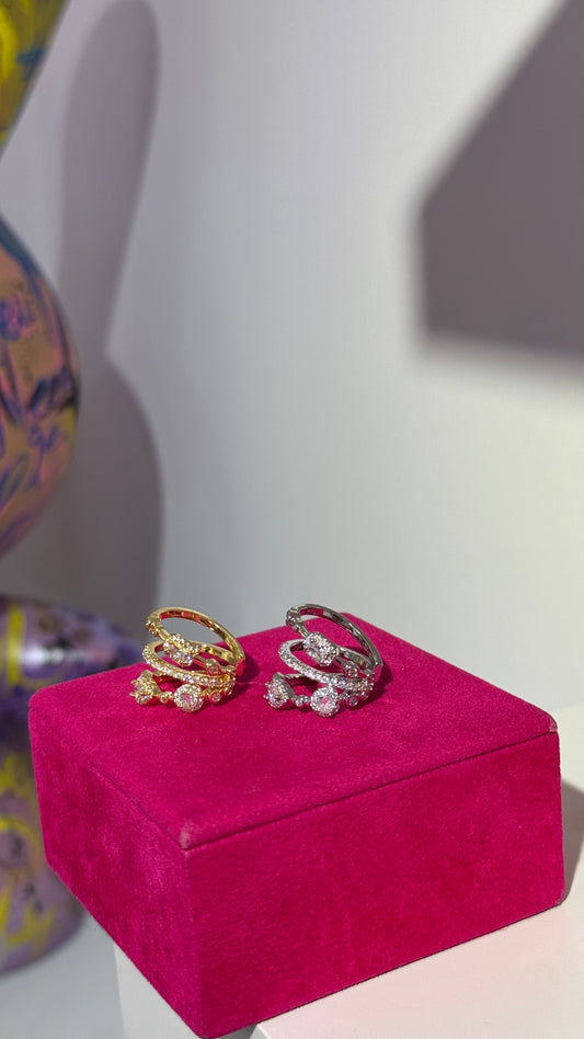 Çok Taşlı Earcuff