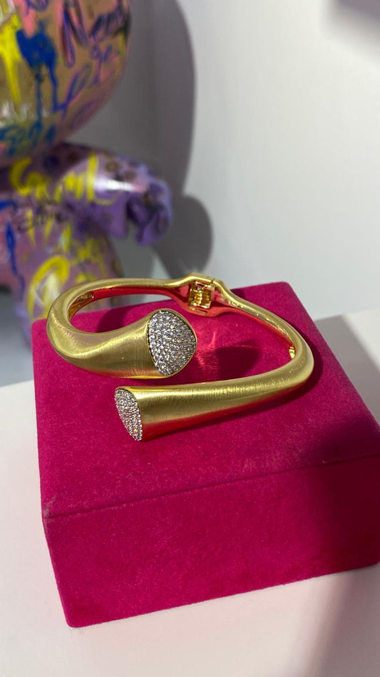 Taşlı Kelepçe Bileklik