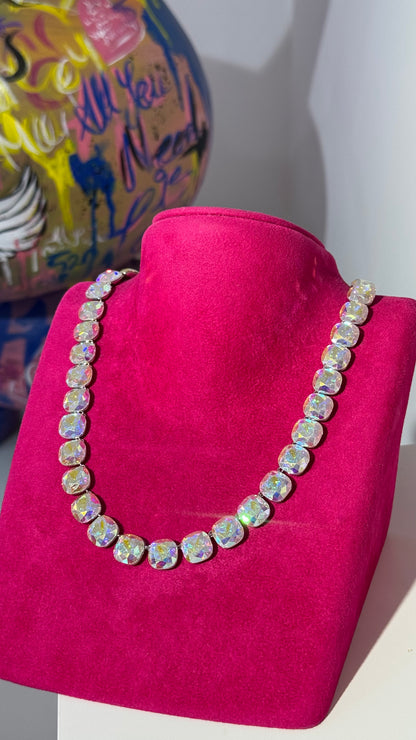 Kare Çok Renkli Swarovski Kolye