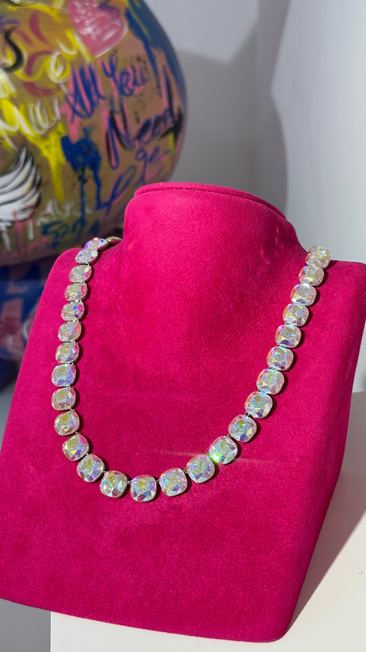 Kare Çok Renkli Swarovski Kolye