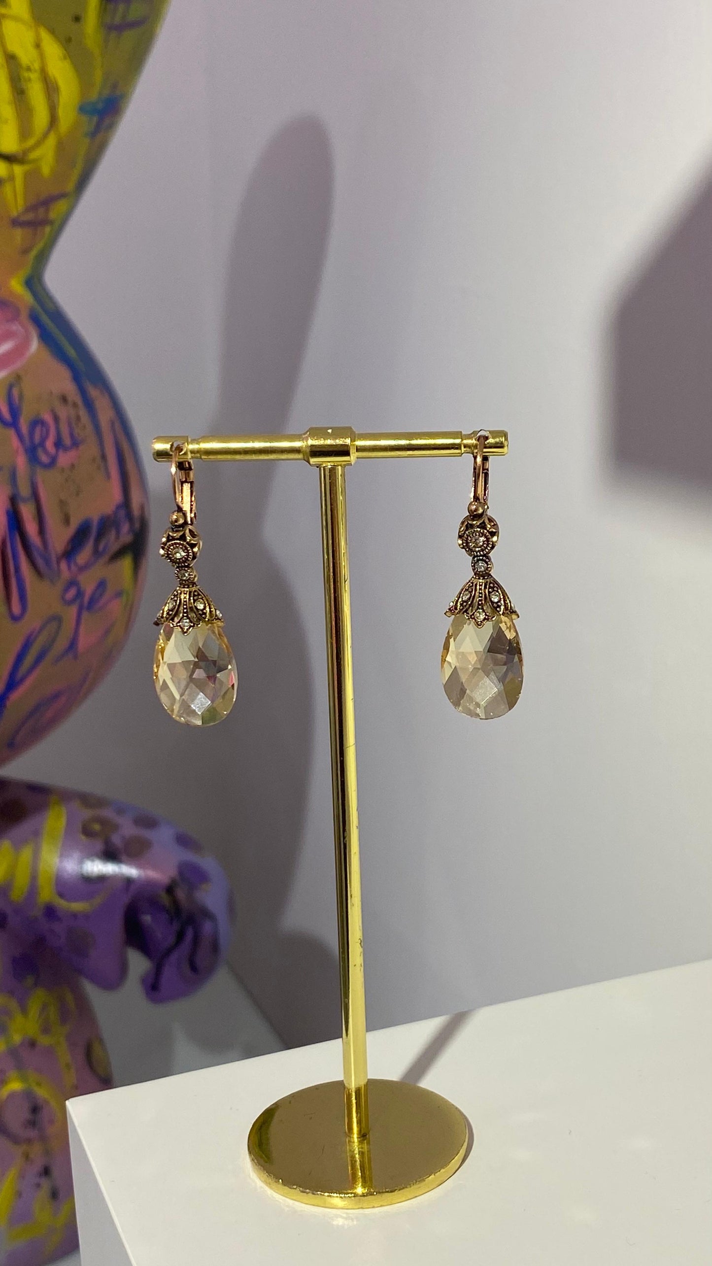 Vintage Sallantılı Küpe