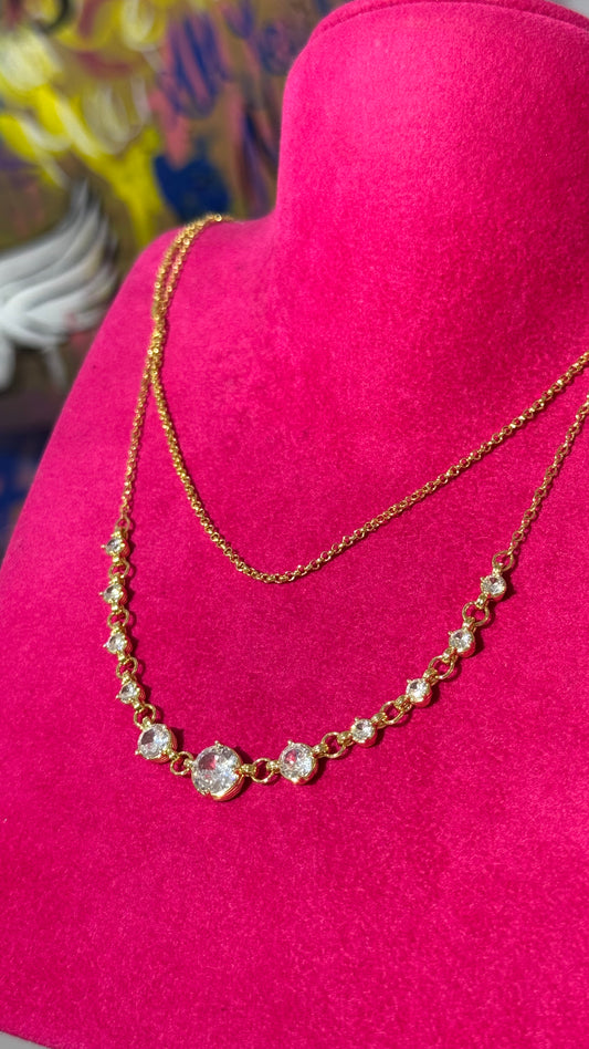 Çift Zincir Taşlı Kolye