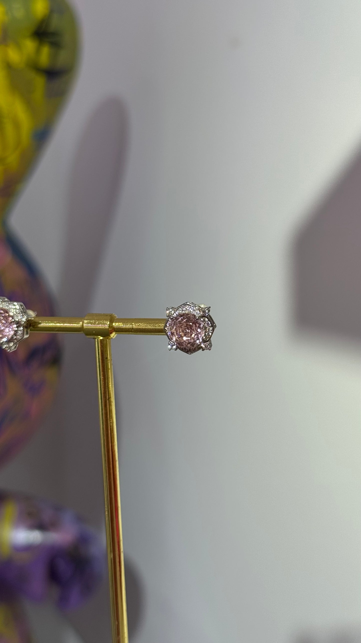 Gül Desen Swarovski Küpe