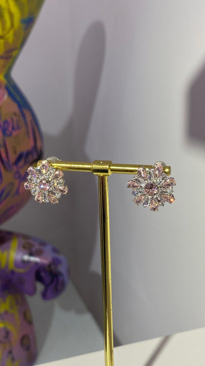 Swarovski Taş Çiçek Küpe