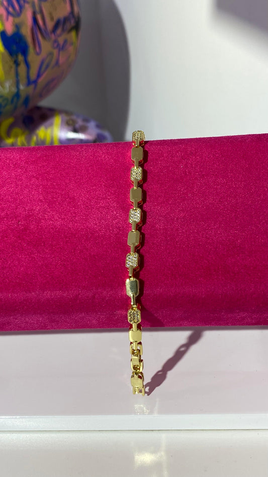 Taşlı Dikdörtgen Form Bileklik