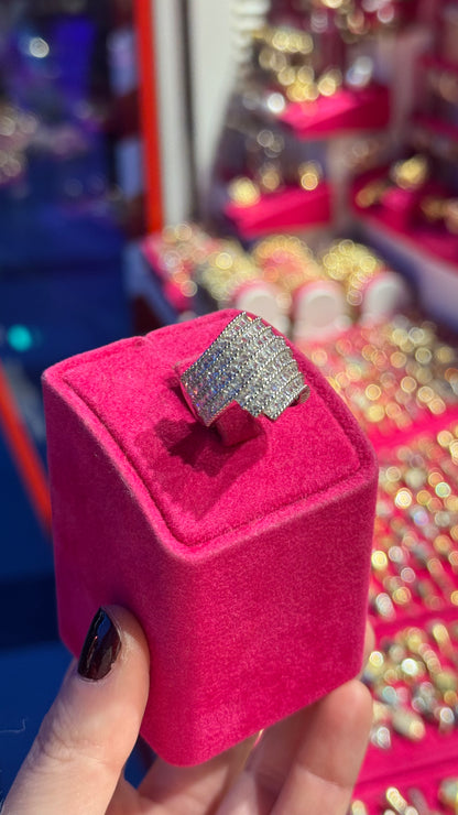 Çok Taşlı Yüzük