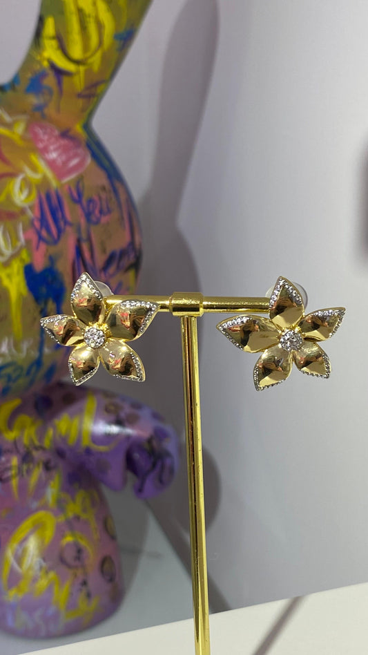 Taşlı Çiçek Küpe