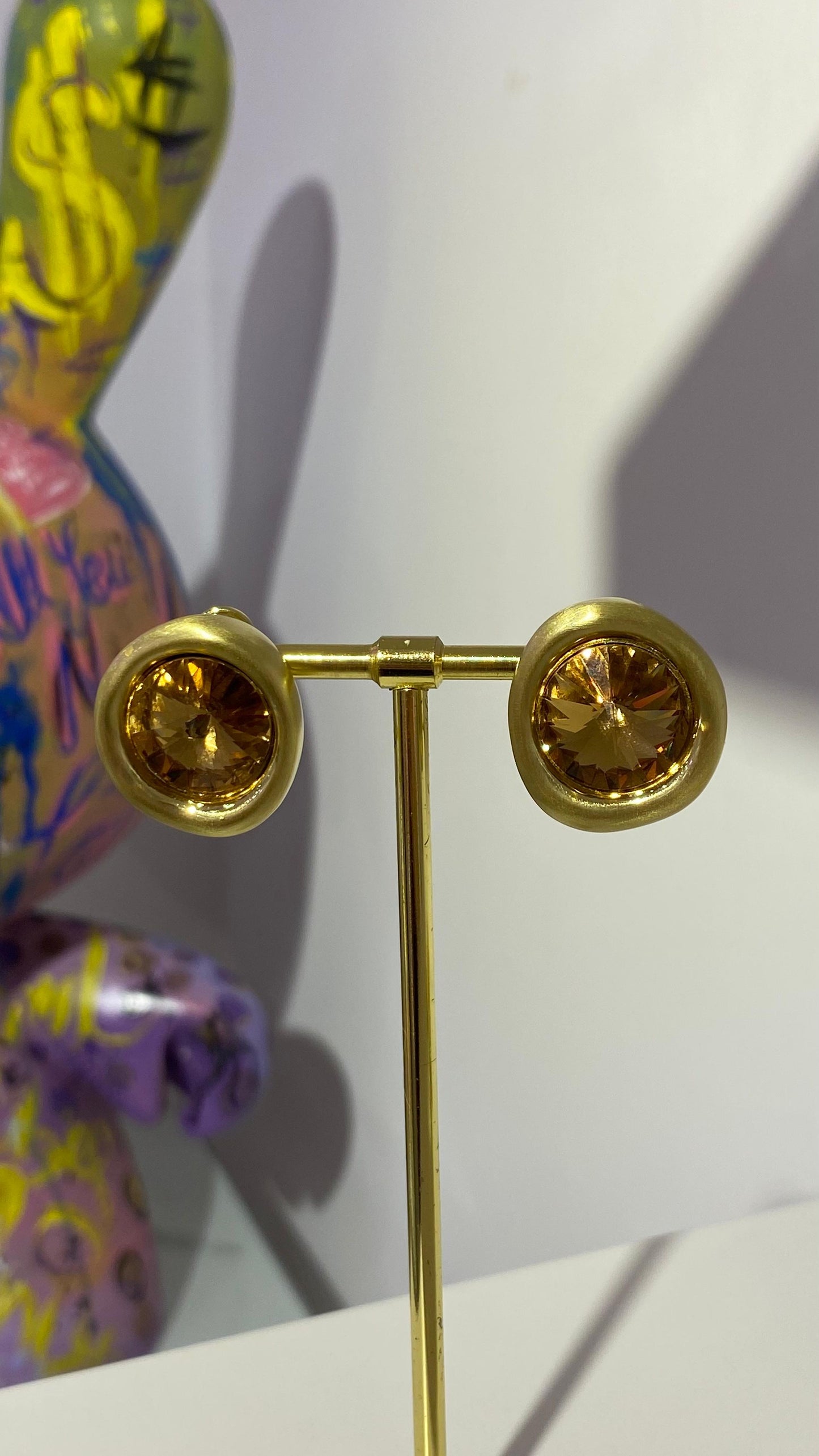 Kahverengi Swarovski Taş Küpe