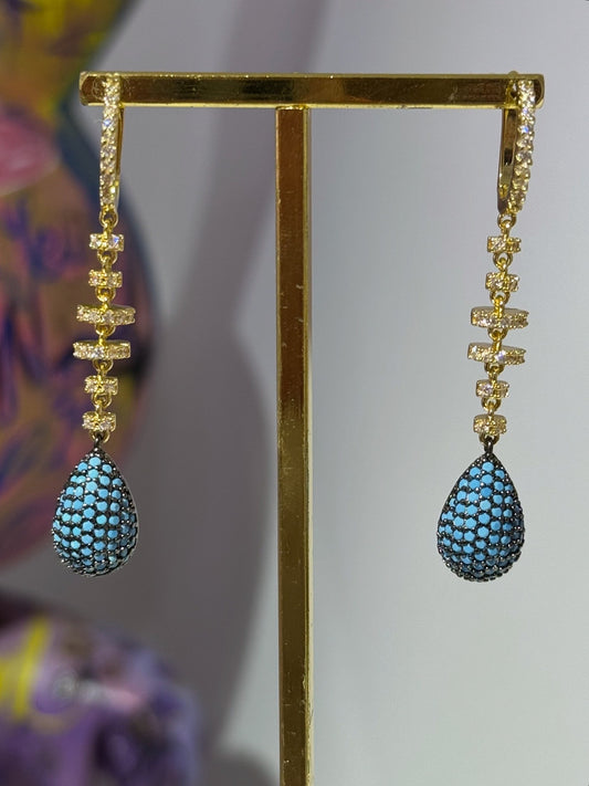 Sallantılı Taşlı Küpe