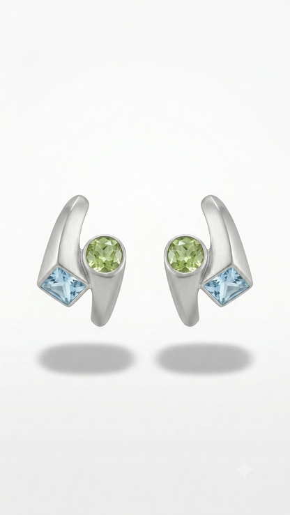 Gri Swarovski Küpe