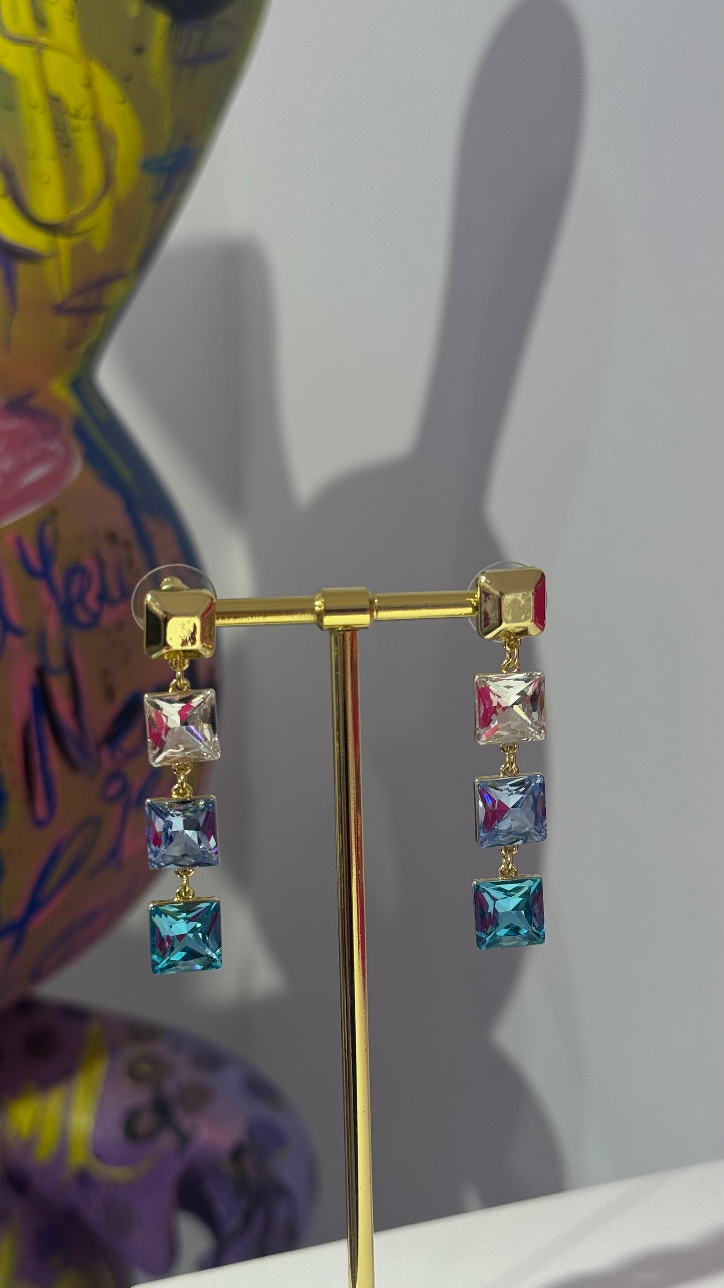 Mor Kare Swarovski Sallantılı Küpe