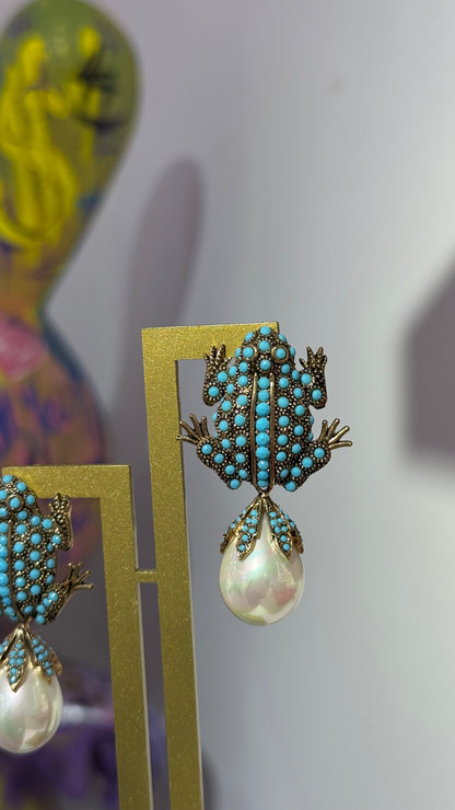 İncili Kurbağa Küpe