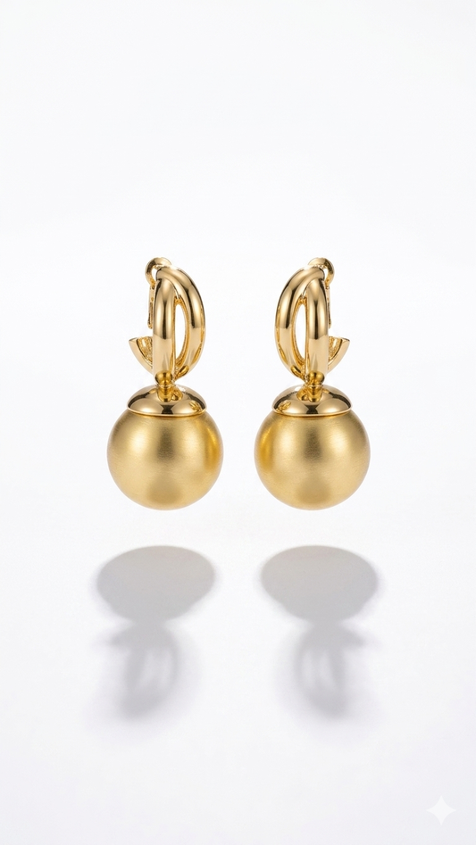 Gold Mat Top Küpe